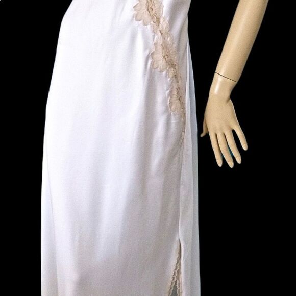 VTG SHINY WHITE SATIN BEIGE LACE FLORAL LONG NIGHTGOWN THIN STRAP -MISS ELAINE- - Picture 7 of 14